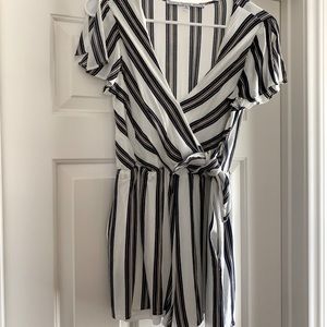 White and navy triped romper, size small
